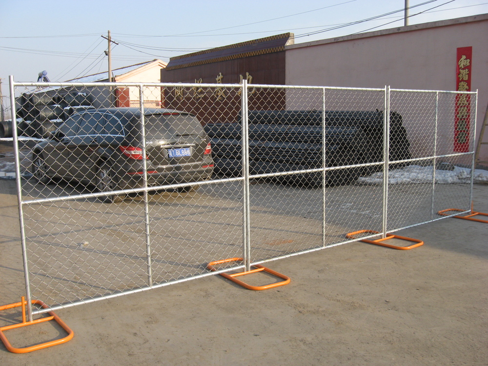 mobile security fence